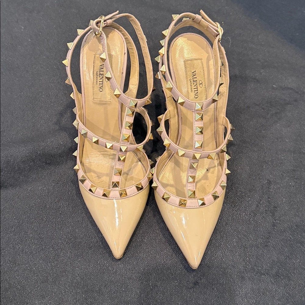 Valentino Women's Blush Pink/NUDE Studded Heels